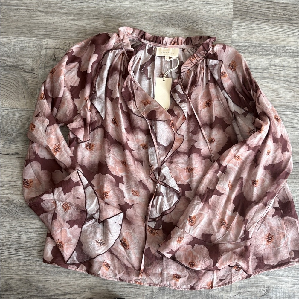 Melloday Ruffle Long Sleeve Blouse Size Medium NWT - Picture 9 of 10